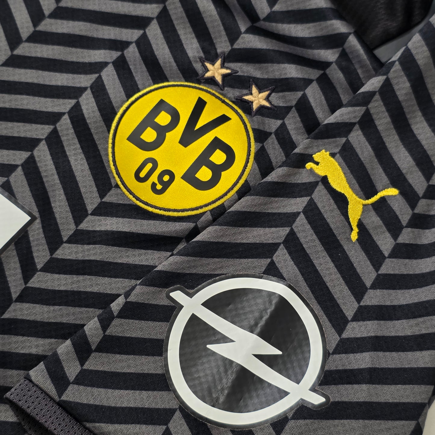 Borussia Dortmund 2021/22 Away
