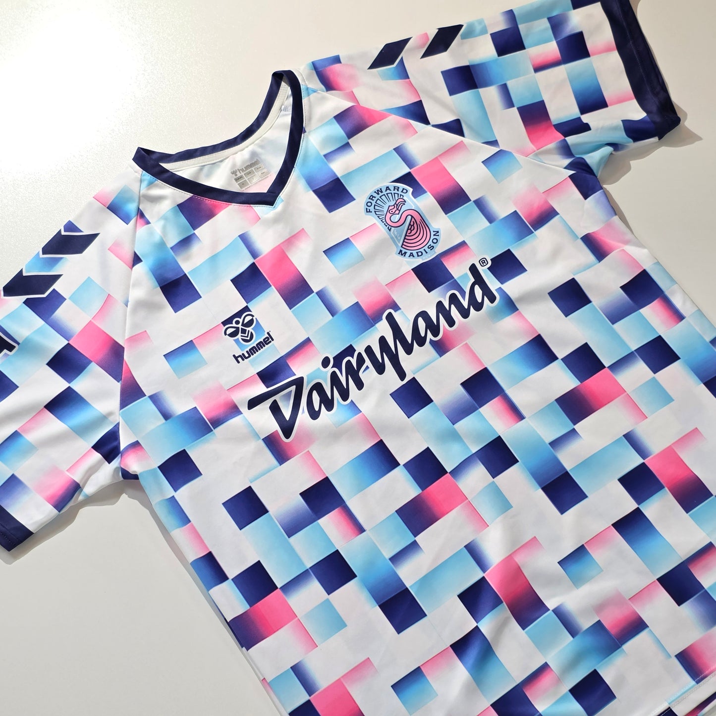 Forward Madison FC 2021/22 FWB Special Edition Shirt