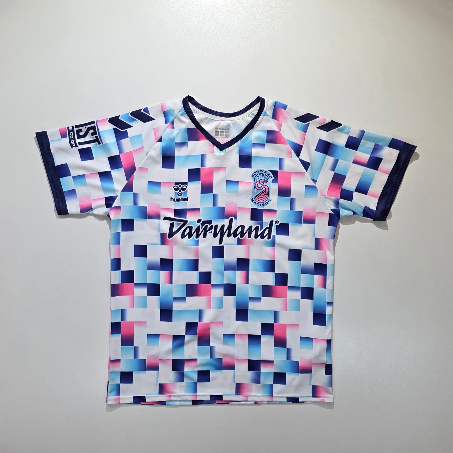 Forward Madison FC 2021/22 FWB Special Edition Shirt