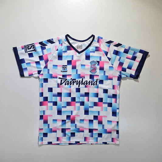 Forward Madison FC 2021/22 FWB Special Edition Shirt