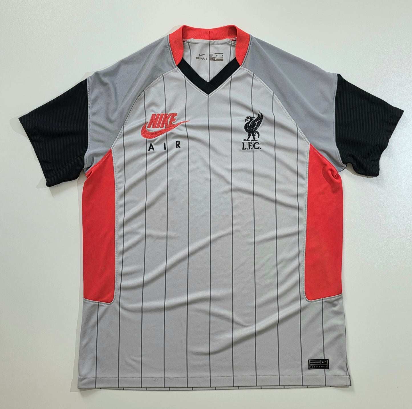 Liverpool FC × Air Max 2021/22 Stadium