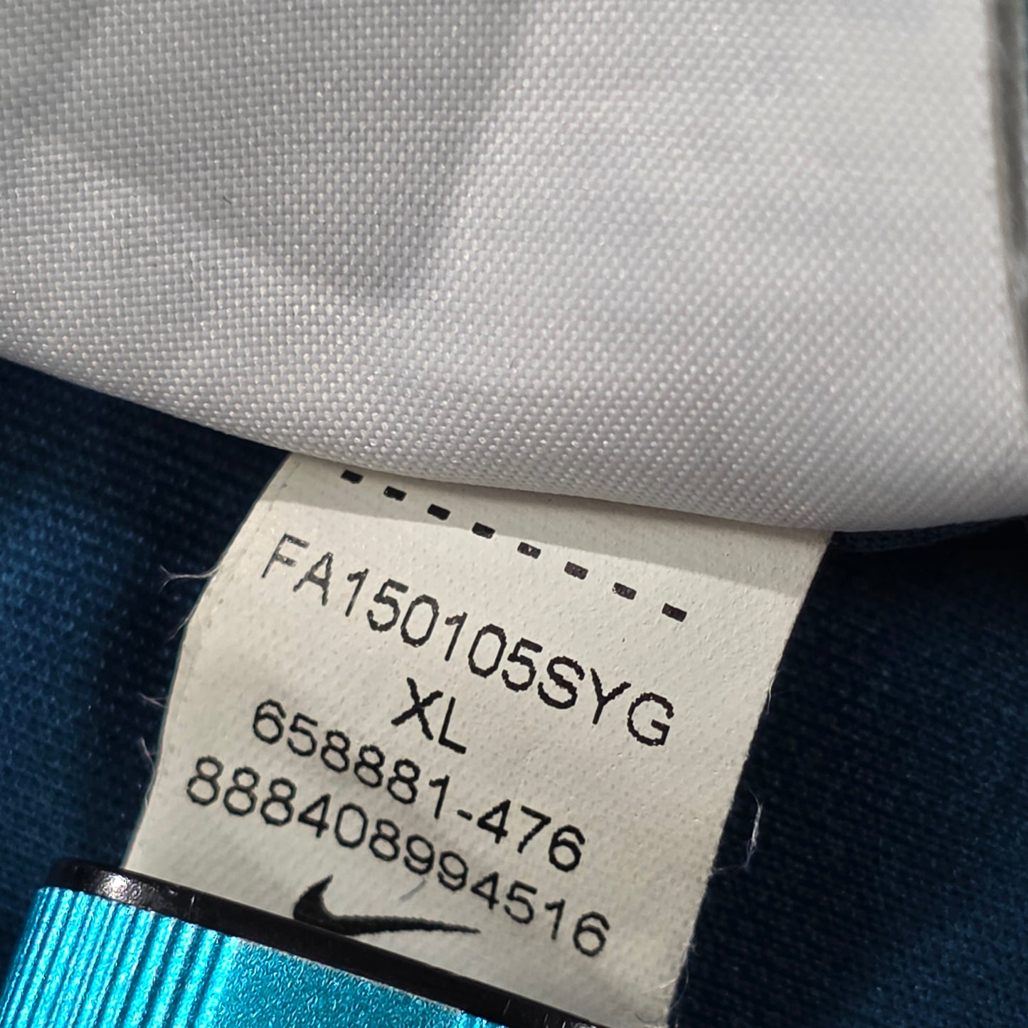 Manchester City 2015/16 Away