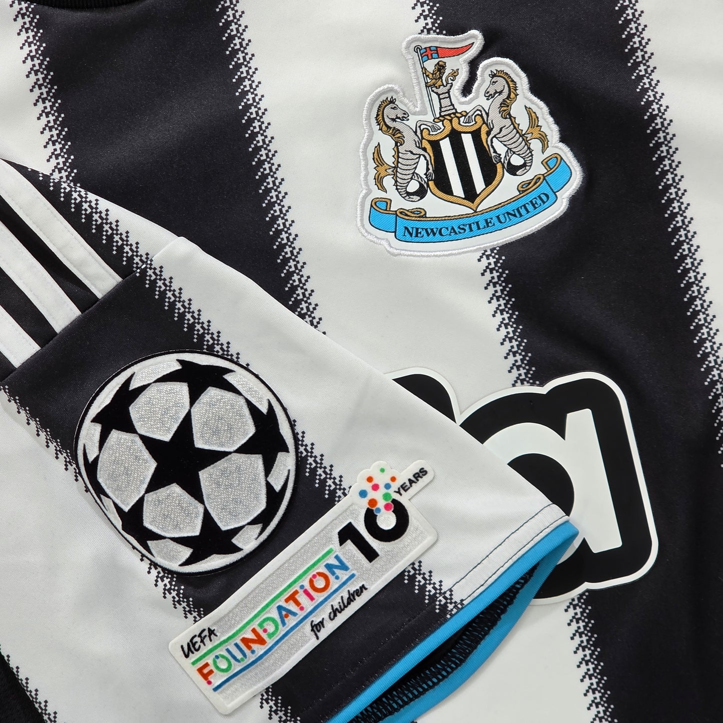 Newcastle United 2025/26 Home // Dan Burn #33