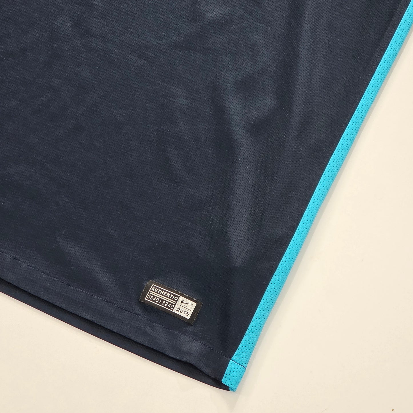 Manchester City 2015/16 Away