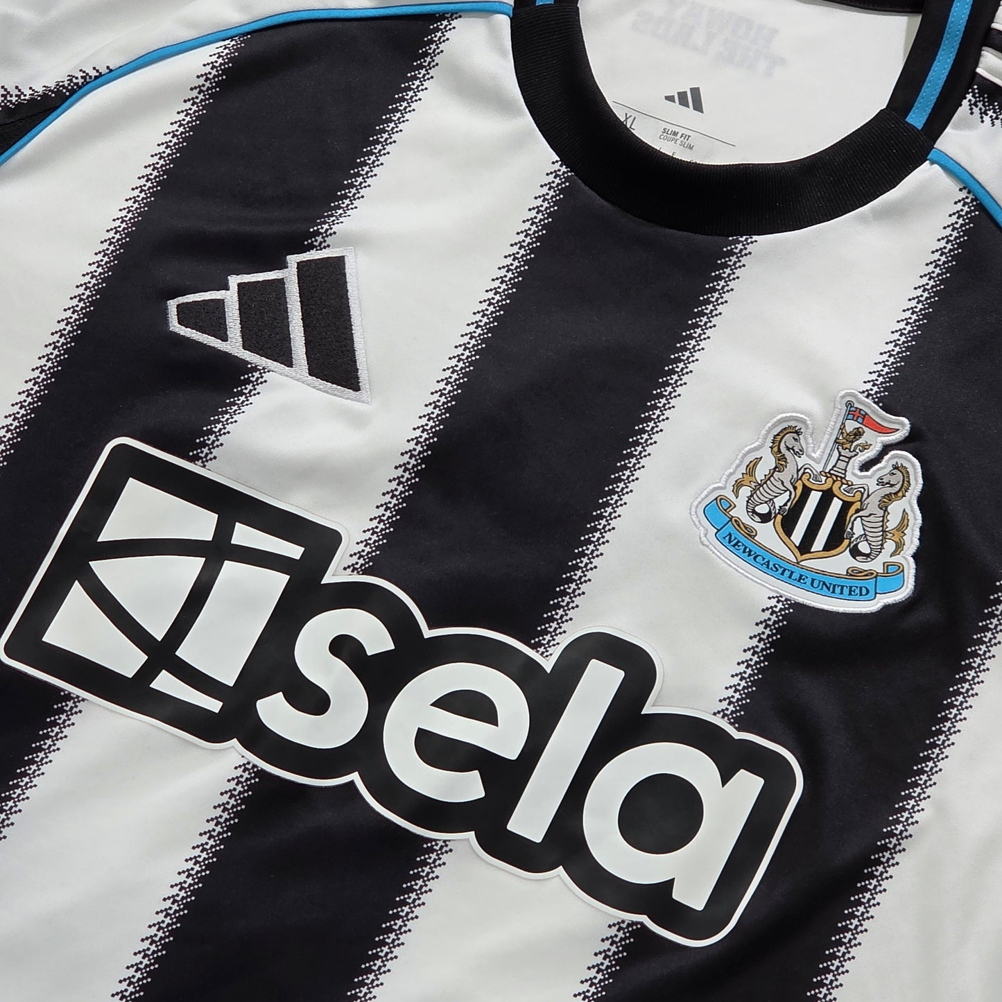 Newcastle United 2025/26 Home // Dan Burn #33