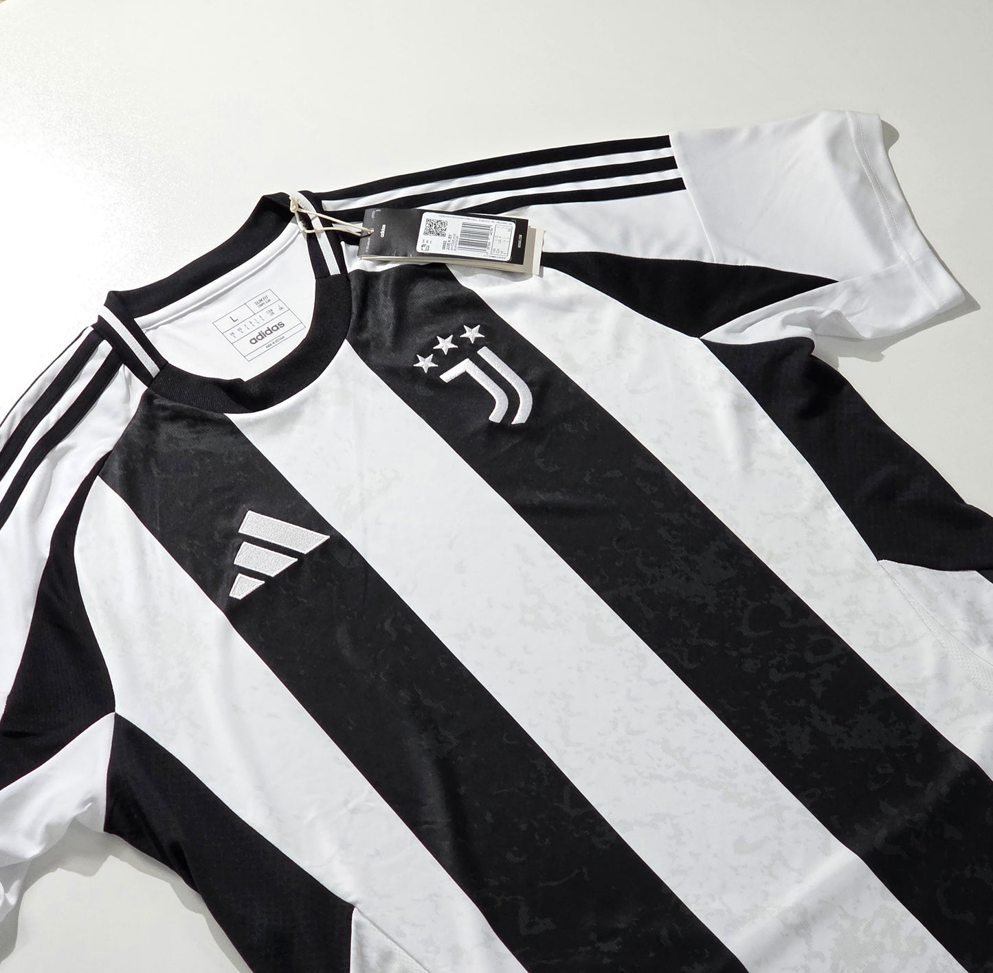 Juventus 2024/25 Home Shirt