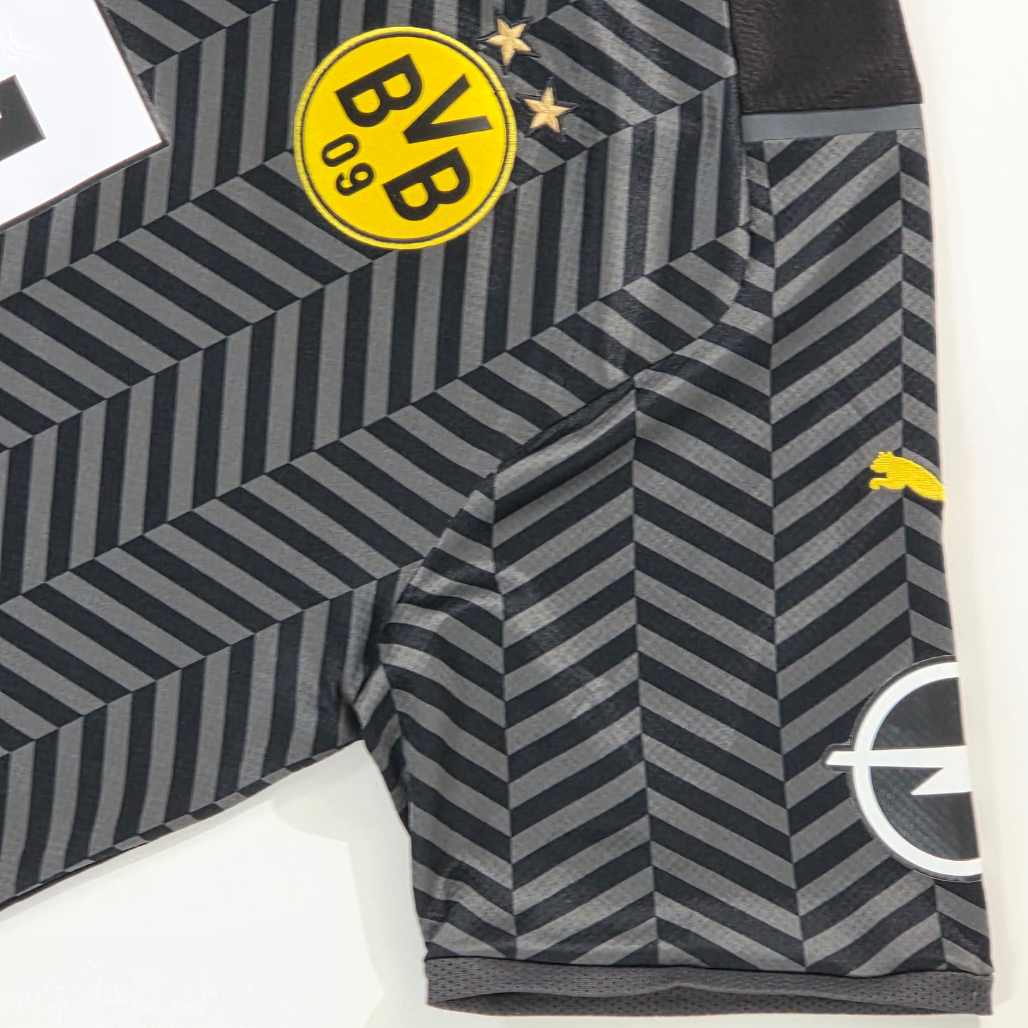 Borussia Dortmund 2021/22 Away