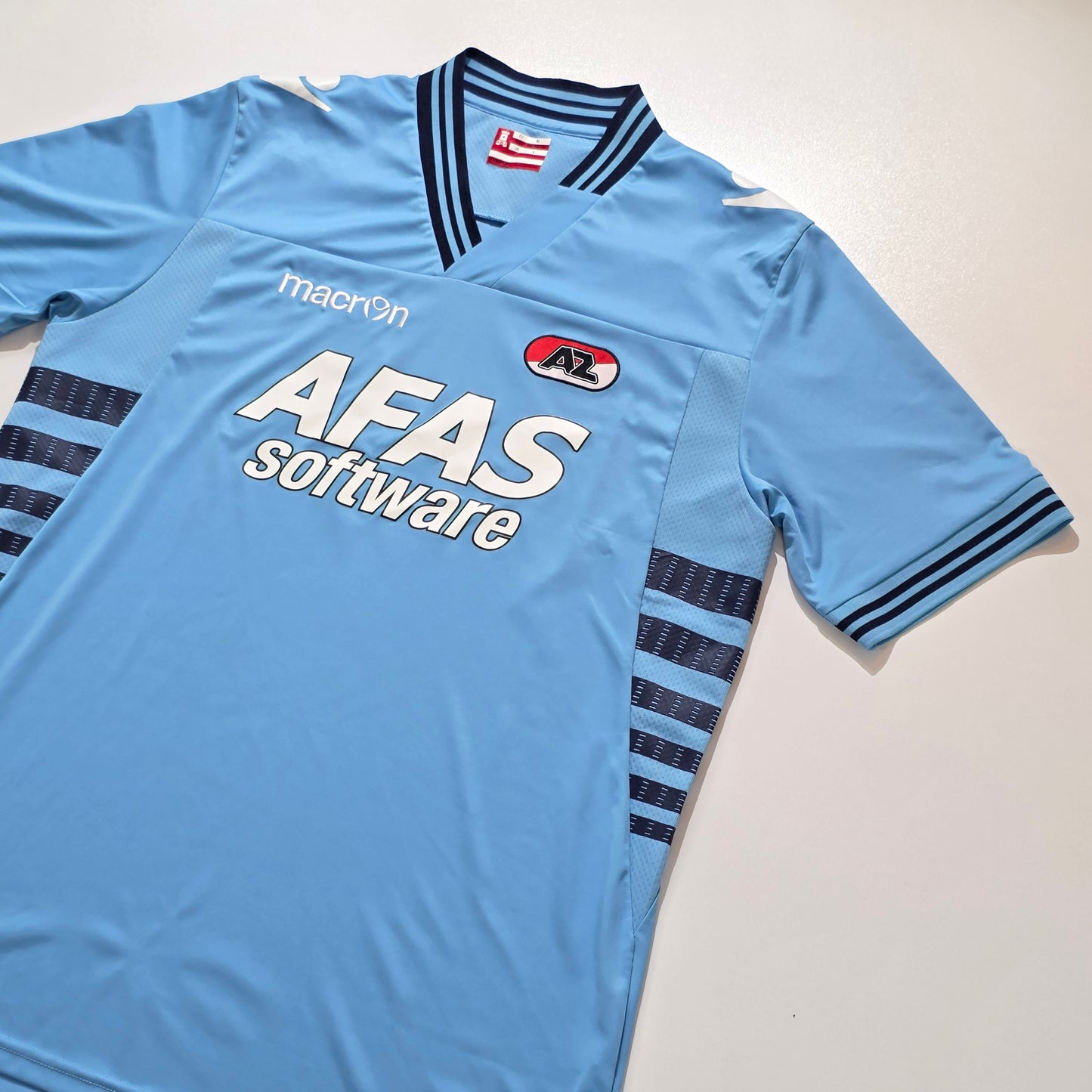 AZ Alkmaar 2013/14 Third Shirt