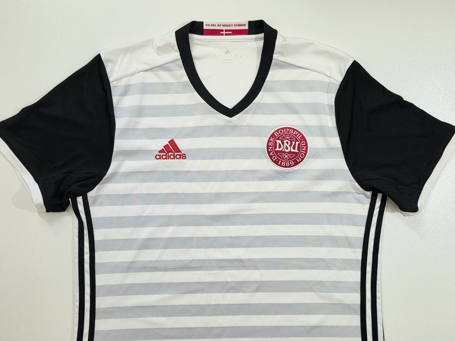 Denmark 2016/17 Away