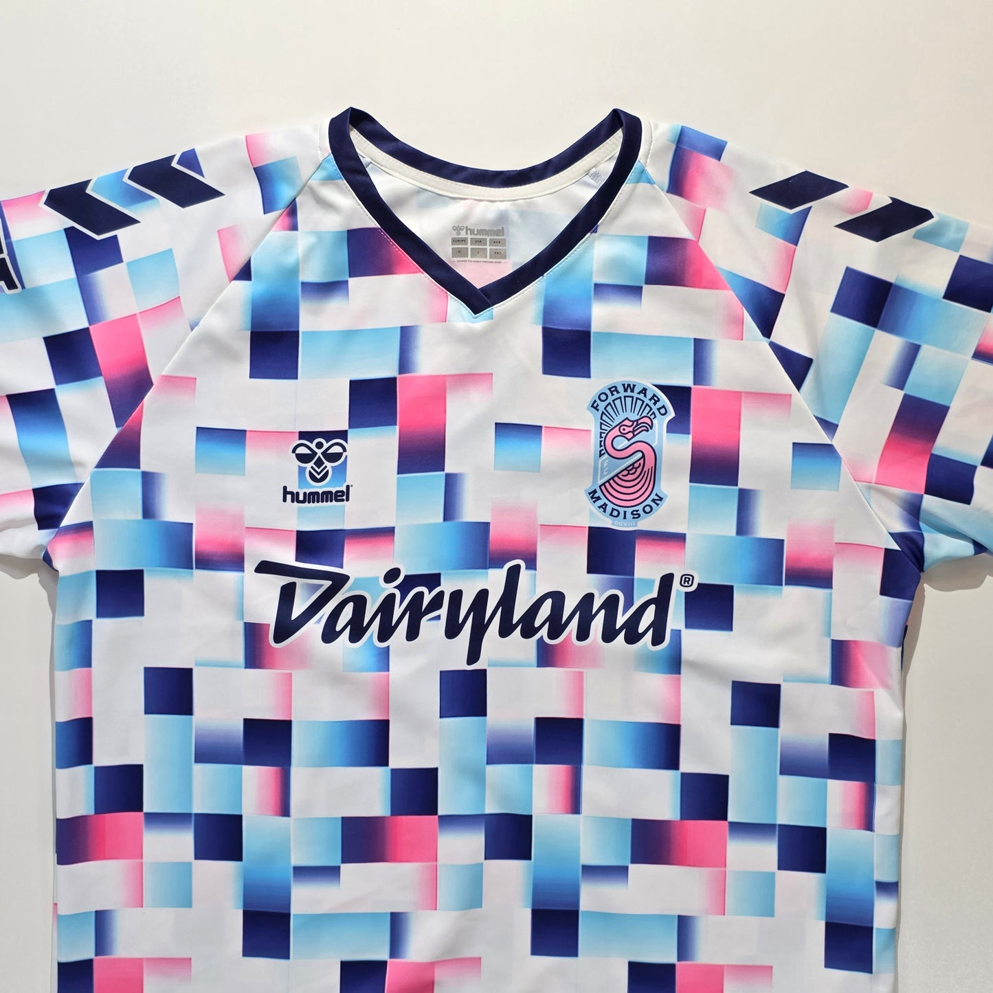 Forward Madison FC 2021/22 FWB Special Edition Shirt